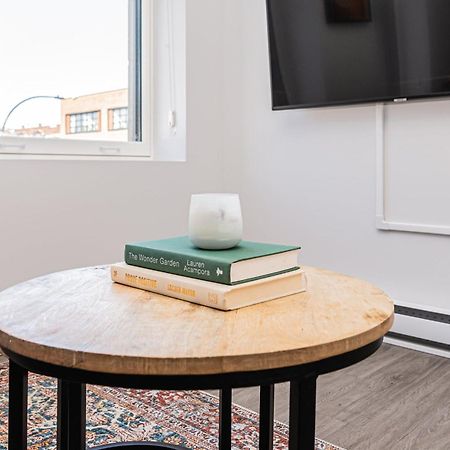 Wonderful New Studio Close To Mount Royal By Den Stays モントリオール 部屋 写真