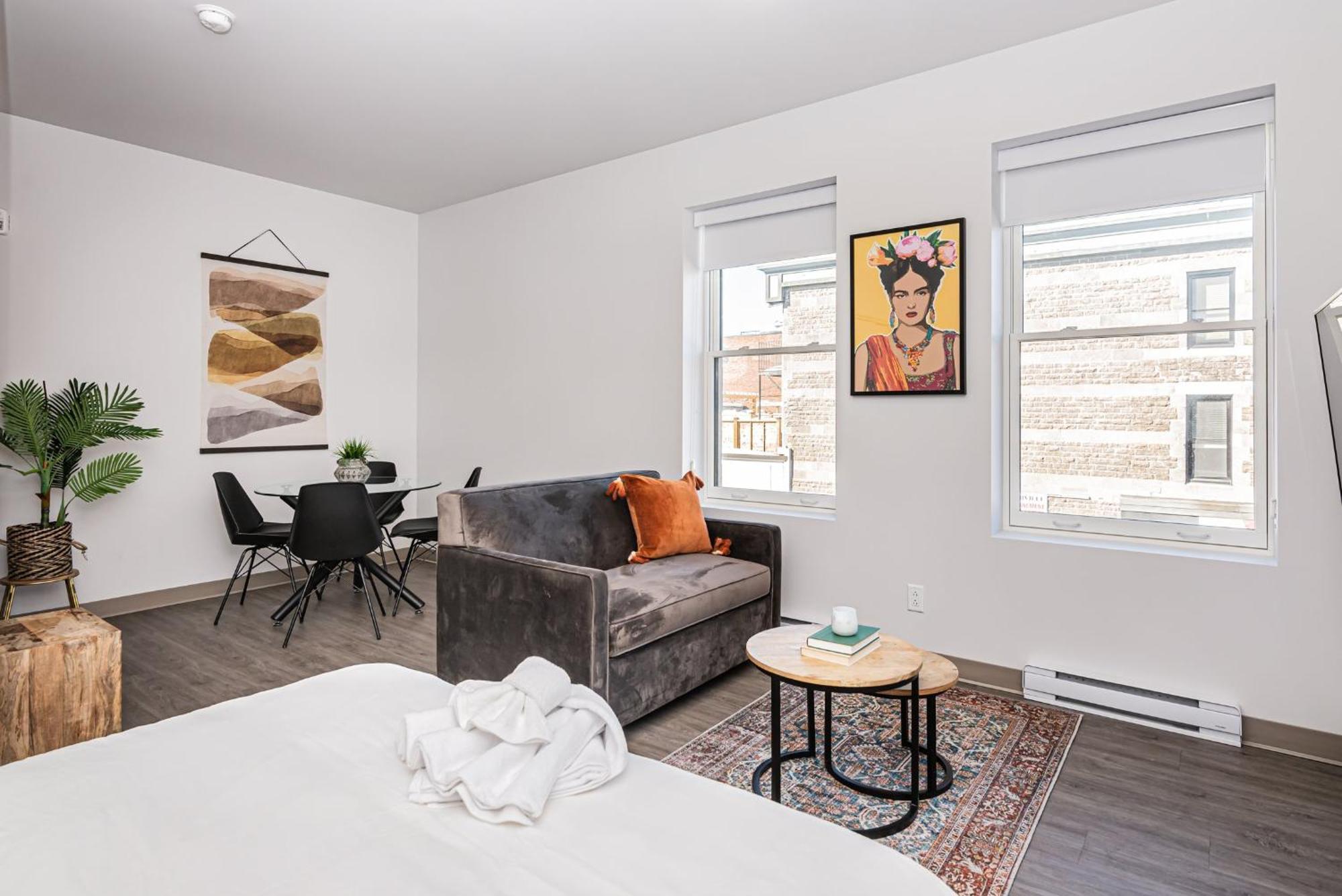 Wonderful New Studio Close To Mount Royal By Den Stays モントリオール 部屋 写真
